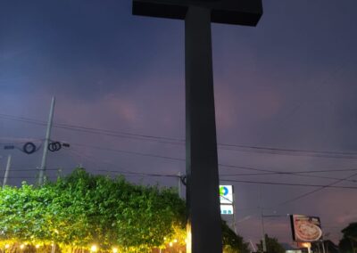 fabricacion de totems publicitarios